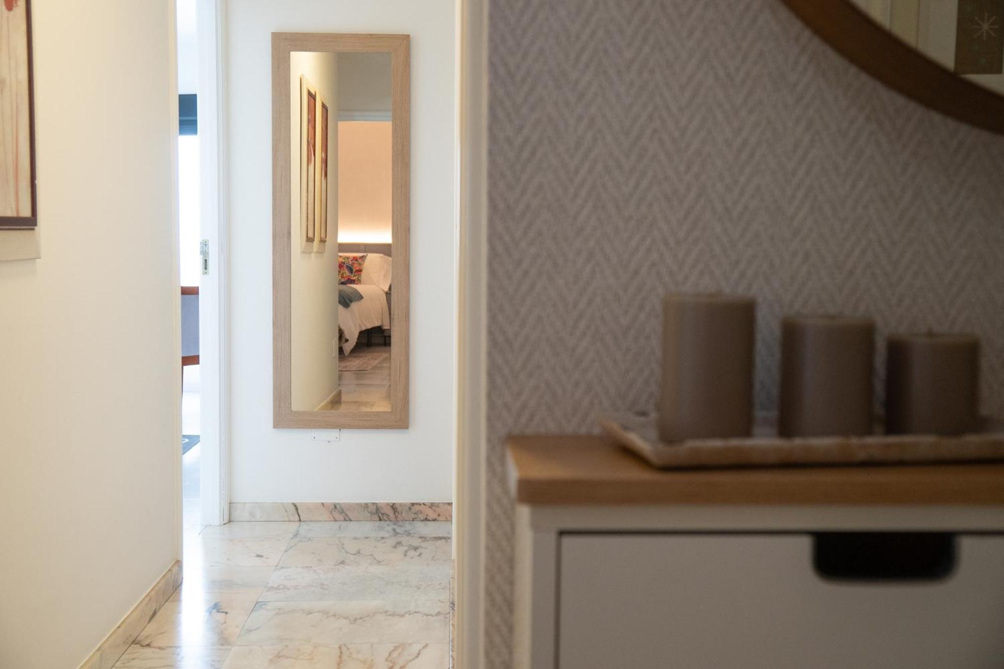 Apartamentos Faro Da Rocha O Grove Eksteriør billede